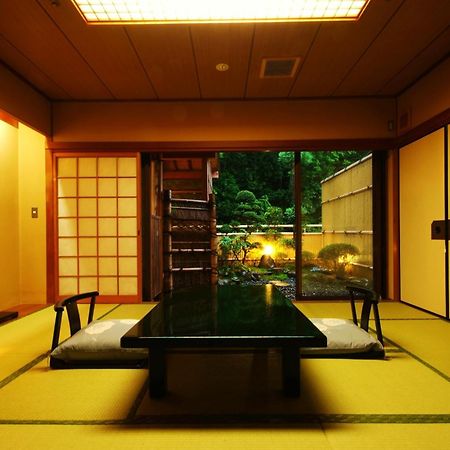 龟冈 松园庄 保津川亭酒店 外观 照片
